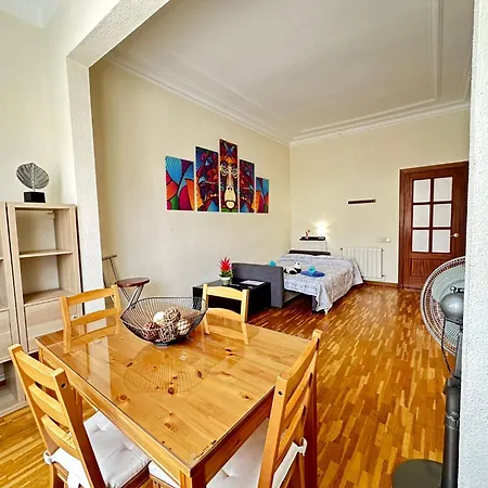 Bed and Breakfast On Aribau